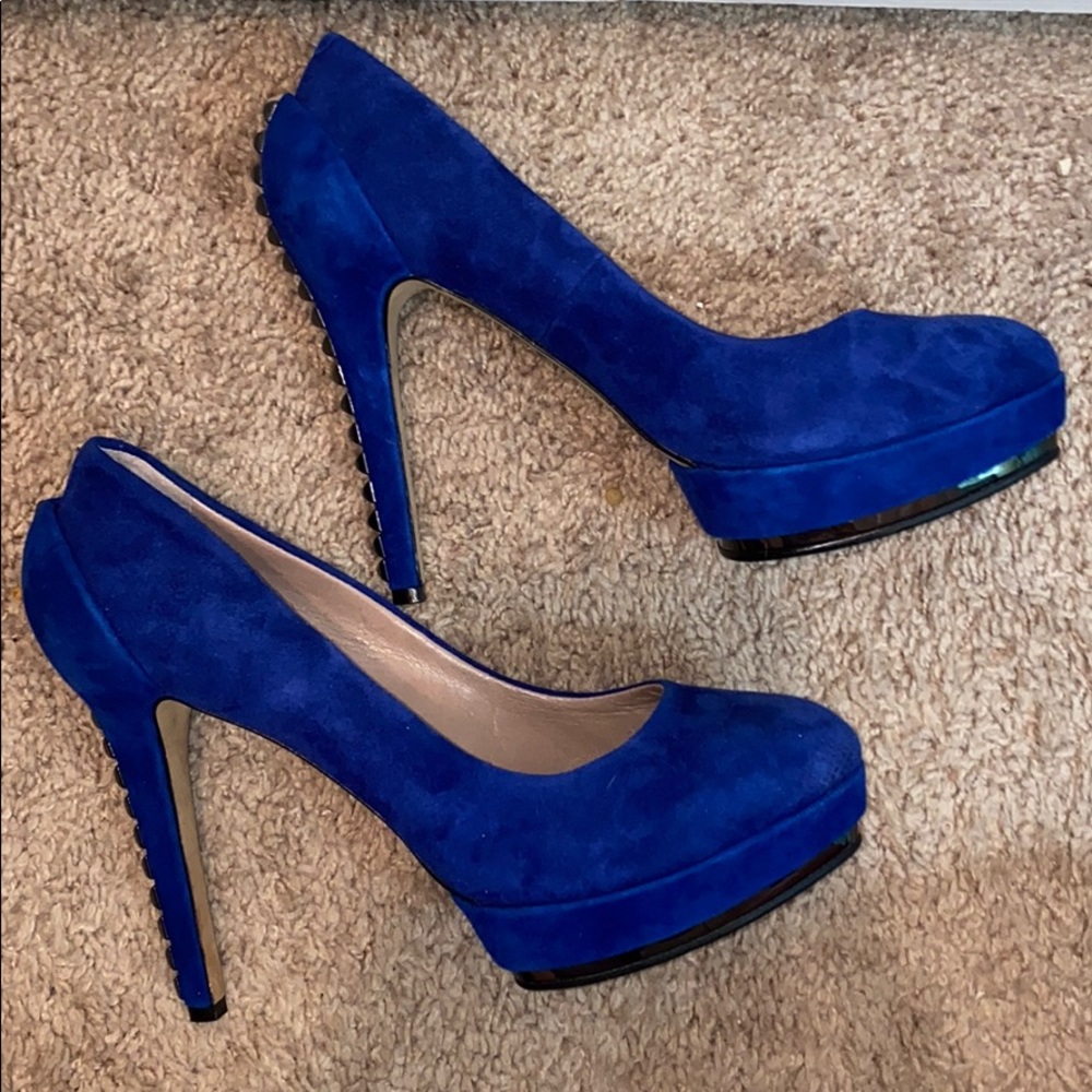 💙LAST CHANCE💙 Vince Camuto Blue Suede Heels // 7 - Picture 9 of 11
